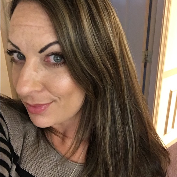 Meet your Posher, Shell - Picture 3 of 4